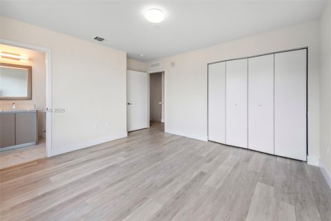 Appartement à louer à Miami, Floride: 2 chambres, 119.1 m2 № 2029645 - photo 8