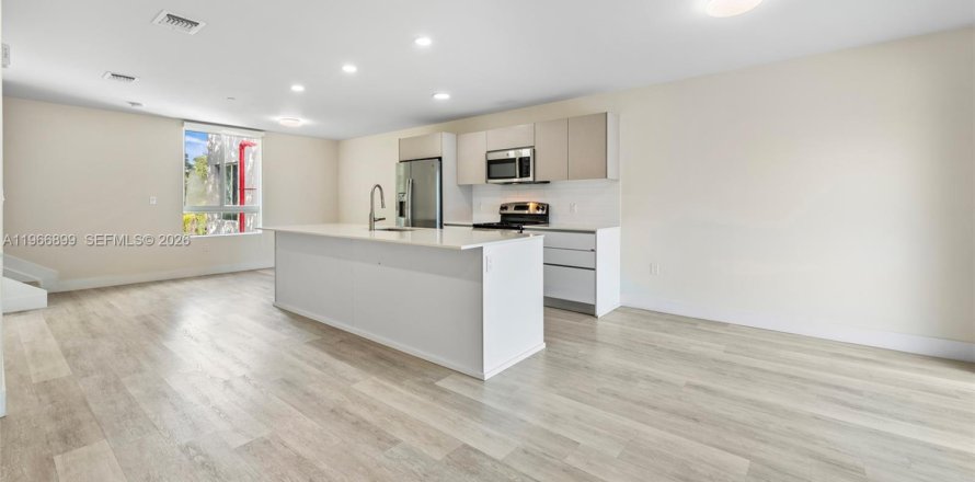 Appartement à Miami, Floride 2 chambres, 119.1 m2 № 2029645