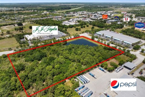 Immobilier commercial à vendre à St. Lucie, Floride № 1774549 - photo 8
