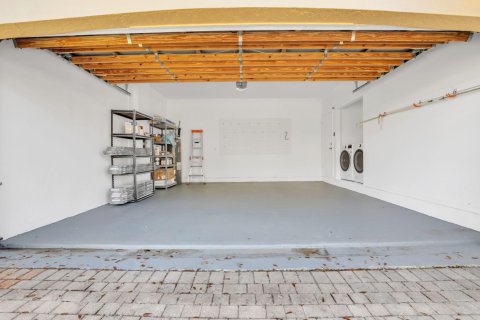 Casa en alquiler en Hollywood, Florida, 3 dormitorios, 193.98 m2 № 1009473 - foto 1