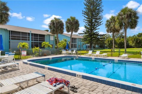Propiedad comercial en alquiler en Stuart, Florida, 2 dormitorios, 90.02 m2 № 1226792 - foto 1