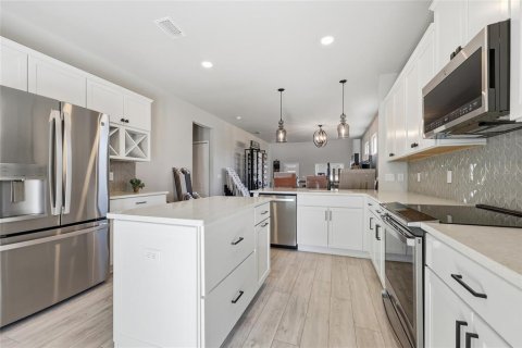 House in Gainesville, Florida 4 bedrooms, 222.69 sq.m. № 2092821 - photo 25