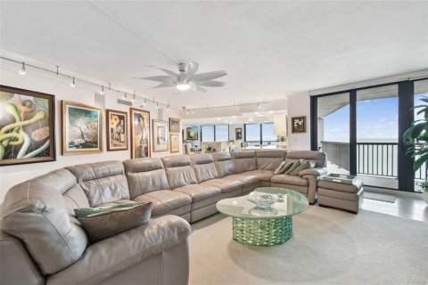Condominio en venta en Clearwater, Florida, 4 dormitorios, 328.13 m2 № 1818991 - foto 5
