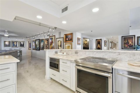 Condominio en venta en Clearwater, Florida, 4 dormitorios, 328.13 m2 № 1818991 - foto 9