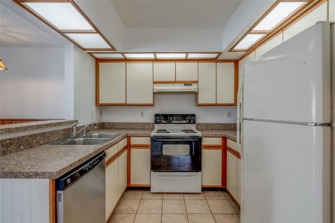 House in Palm Harbor, Florida 3 bedrooms, 129.13 sq.m. № 1798122 - photo 20