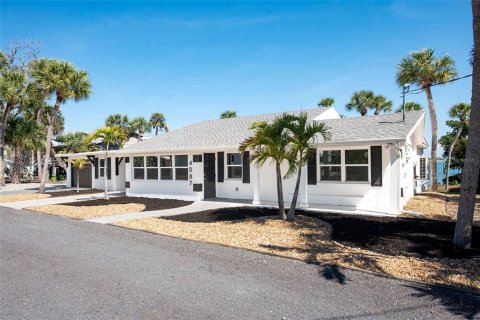 Casa en venta en Englewood, Florida, 4 dormitorios, 206.8 m2 № 2126815 - foto 3