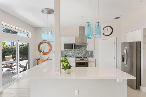 Casa en venta en Englewood, Florida, 4 dormitorios, 206.8 m2 № 2126815 - foto 11