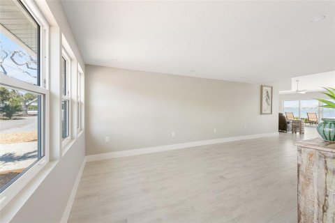 Casa en venta en Englewood, Florida, 4 dormitorios, 206.8 m2 № 2126815 - foto 23