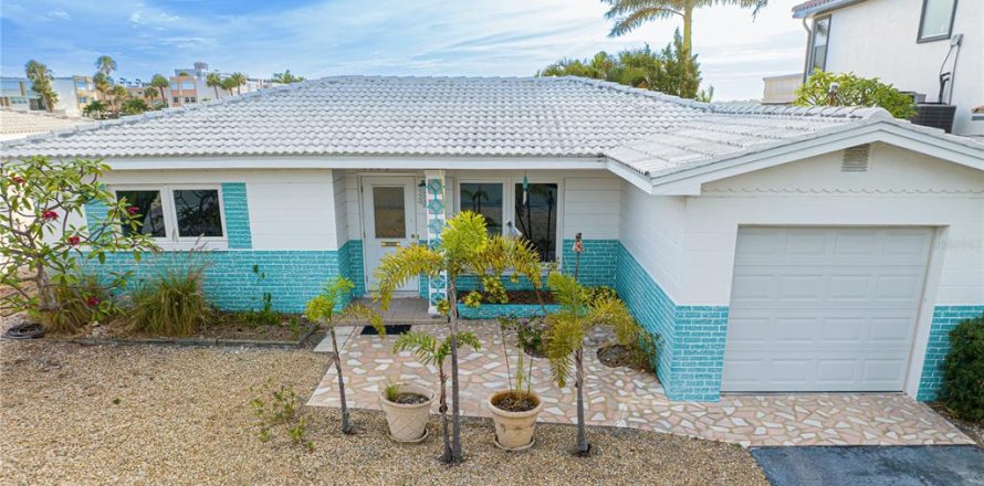 Villa ou maison à South Pasadena, Floride 2 chambres, 115.85 m2 № 521434