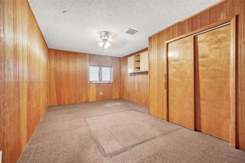 Villa ou maison à vendre à Hollywood, Floride: 3 chambres, 226.68 m2 № 1931612 - photo 29