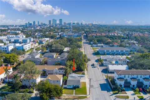 Villa ou maison à vendre à Tampa, Floride: 3 chambres, 146.23 m2 № 1548619 - photo 5