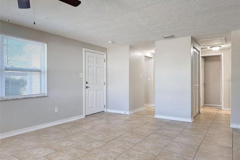 Casa en venta en Tarpon Springs, Florida, 3 dormitorios, 123.56 m2 № 1539522 - foto 10
