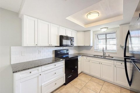 Casa en venta en Tarpon Springs, Florida, 3 dormitorios, 123.56 m2 № 1539522 - foto 19