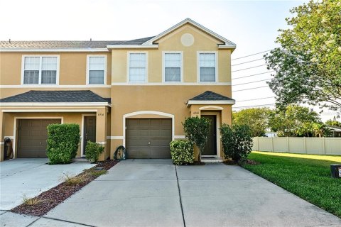 Touwnhouse à vendre à Pinellas Park, Floride: 3 chambres, 139.35 m2 № 1771083 - photo 1