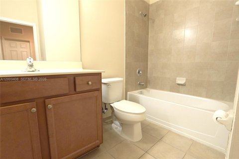 Touwnhouse à vendre à Miami, Floride: 3 chambres, 149.39 m2 № 2068103 - photo 23