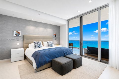 Condo in Sunny Isles Beach, Florida, 2 bedrooms № 2087270 - photo 7