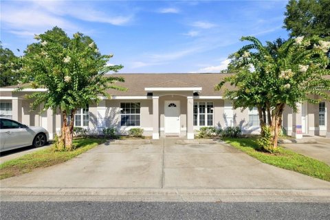 Condo in Ocala, Florida, 2 bedrooms № 2291853