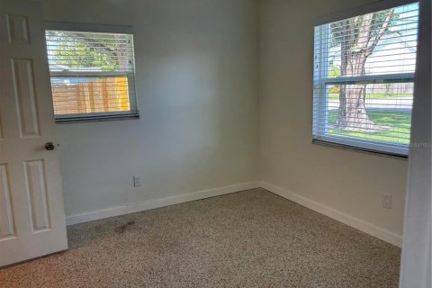 Villa ou maison à louer à Tampa, Floride: 3 chambres, 121.24 m2 № 2399301 - photo 7