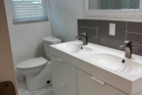 Villa ou maison à louer à Tampa, Floride: 3 chambres, 121.24 m2 № 2399301 - photo 10