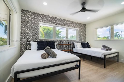 Villa ou maison à louer à Hollywood, Floride: 6 chambres, 257.99 m2 № 2346628 - photo 14