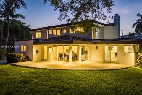 Villa ou maison à louer à Hollywood, Floride: 6 chambres, 257.99 m2 № 2346628 - photo 3