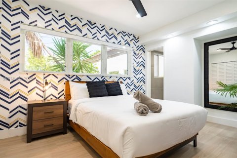 Villa ou maison à louer à Hollywood, Floride: 6 chambres, 257.99 m2 № 2346628 - photo 10