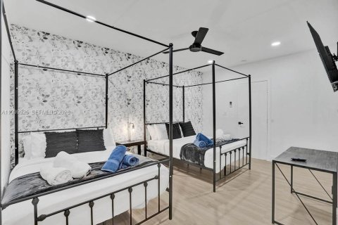 Villa ou maison à louer à Hollywood, Floride: 6 chambres, 257.99 m2 № 2346628 - photo 26