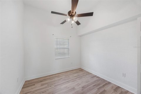 Casa en venta en Tampa, Florida, 3 dormitorios, 112.97 m2 № 1894573 - foto 21