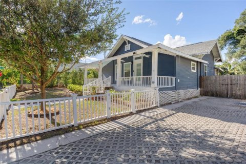 Casa en venta en Tampa, Florida, 3 dormitorios, 112.97 m2 № 1894573 - foto 2