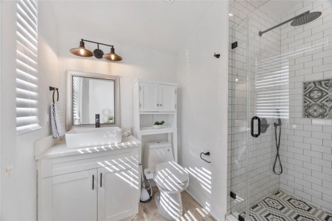 Casa en venta en Tampa, Florida, 3 dormitorios, 112.97 m2 № 1894573 - foto 19
