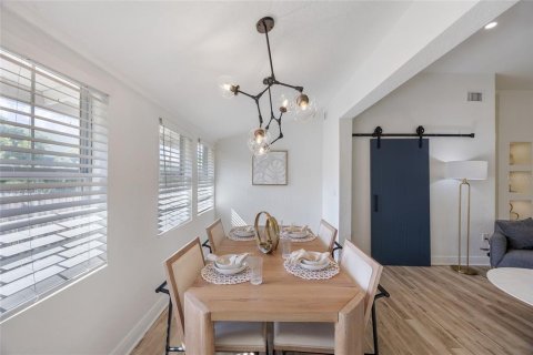 Casa en venta en Tampa, Florida, 3 dormitorios, 112.97 m2 № 1894573 - foto 9