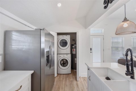 Casa en venta en Tampa, Florida, 3 dormitorios, 112.97 m2 № 1894573 - foto 14