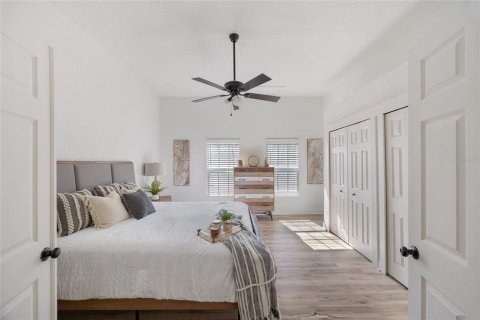 Casa en venta en Tampa, Florida, 3 dormitorios, 112.97 m2 № 1894573 - foto 15