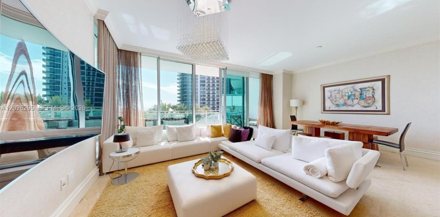Condo in Bal Harbour, Florida, 3 bedrooms  № 2145934