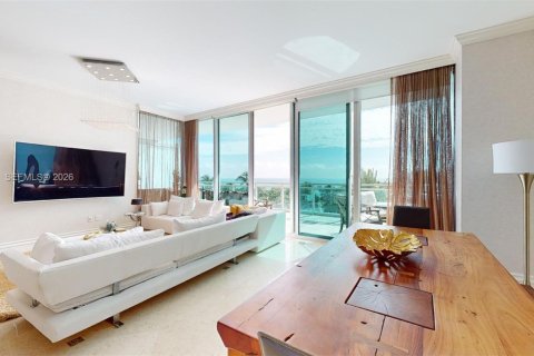 Condo in Bal Harbour, Florida, 3 bedrooms  № 2145934 - photo 2