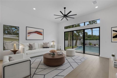 Casa en venta en Sarasota, Florida, 3 dormitorios, 227.98 m2 № 2308765 - foto 3