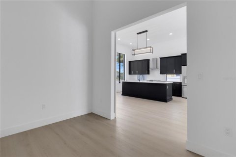 Casa en venta en Sarasota, Florida, 3 dormitorios, 227.98 m2 № 2308765 - foto 28