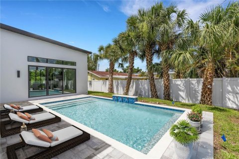 Casa en venta en Sarasota, Florida, 3 dormitorios, 227.98 m2 № 2308765 - foto 6