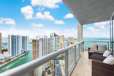 Condo in Miami, Florida, 2 bedrooms  № 1951692 - photo 2