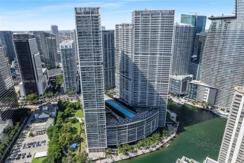 Condo in Miami, Florida, 2 bedrooms  № 1951692 - photo 29