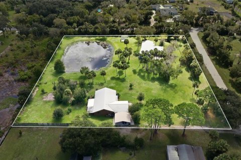 Villa ou maison à Cocoa, Floride 4 chambres, 183.39 m2 № 2436791