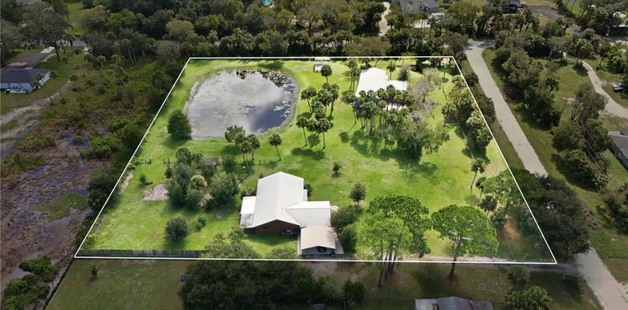 Villa ou maison à Cocoa, Floride 4 chambres, 183.39 m2 № 2436791