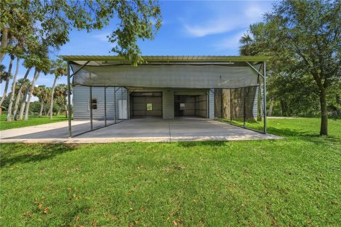 Villa ou maison à vendre à Cocoa, Floride: 4 chambres, 183.39 m2 № 2436791 - photo 4