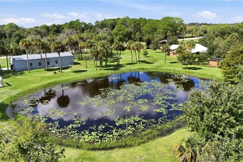 Villa ou maison à vendre à Cocoa, Floride: 4 chambres, 183.39 m2 № 2436791 - photo 3