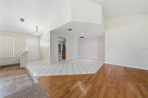 Villa ou maison à vendre à Cocoa, Floride: 4 chambres, 183.39 m2 № 2436791 - photo 13
