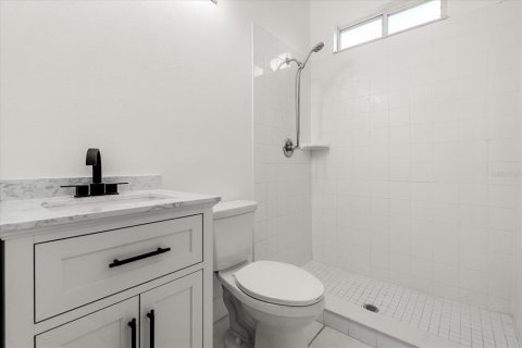 Casa en alquiler en Orlando, Florida, 4 dormitorios, 188.59 m2 № 1910518 - foto 29