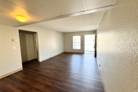 Condominio en alquiler en Daytona Beach, Florida, 2 dormitorios, 74.32 m2 № 2100212 - foto 4