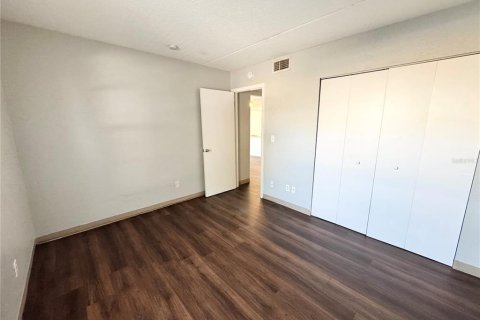 Condominio en alquiler en Daytona Beach, Florida, 2 dormitorios, 74.32 m2 № 2100212 - foto 8