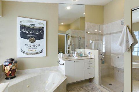 House in Boynton Beach, Florida 3 bedrooms, 175.03 sq.m. № 2244013 - photo 29