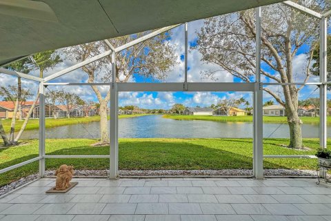 House in Boynton Beach, Florida 3 bedrooms, 175.03 sq.m. № 2244013 - photo 21